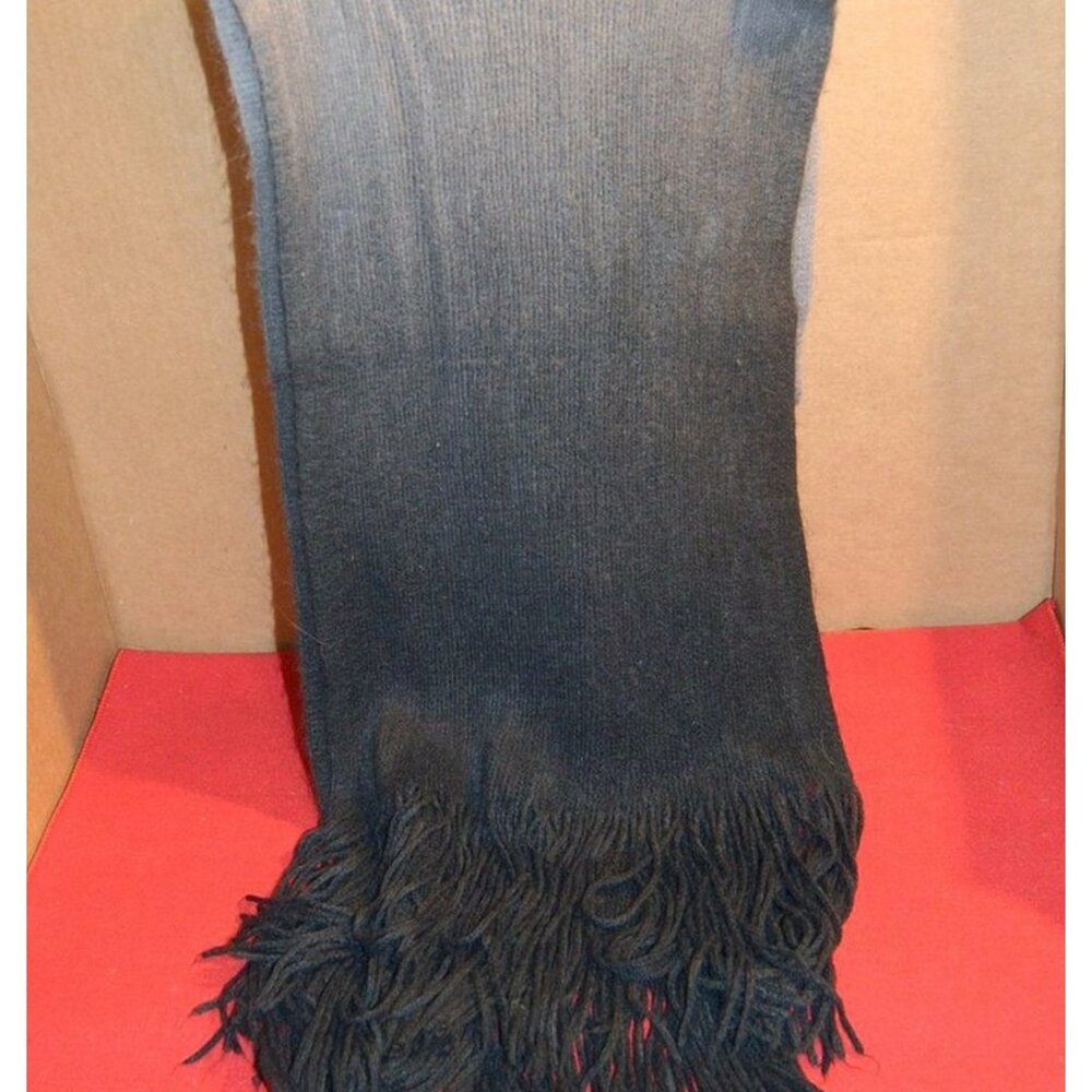 Super Soft Gray Fading to Black Scarf Wrap Classic No Tags No ID ~66" x 9-1/2"